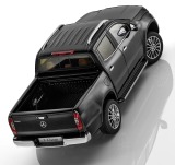 Модель Mercedes X-Class, 1:18 Scale, Kabara Black, артикул B66006629