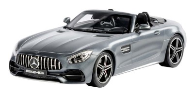 Модель Mercedes-AMG GT C, Roadster, Designo Selenite Grey Magno