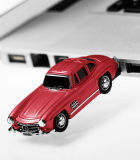 Флешка (USB-накопитель) Mercedes-Benz 300 SL USB Stick Classic, Red, артикул B66041614