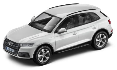 Модель автомобиля Audi Q5, Scale 1:43, Ibis White