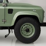 Модель автомобиля Land Rover Defender Final Edition, Scale 1:18, Grasmere Green, артикул LDDC965GNW