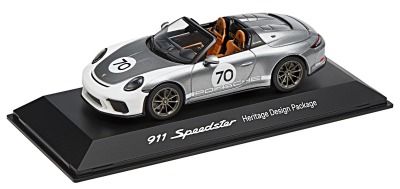 Модель автомобиля 911 Speedster Heritage Package (991), Scale 1:43, Dolomite Silver Metallic