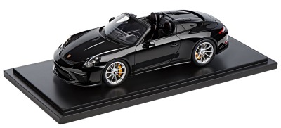 Модель автомобиля Porsche 911 Speedster (991), Scale 1:18, Black