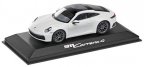 Модель автомобиля Porsche 911 Carrera 4 Coupé (992), Scale 1:43, Carrara White