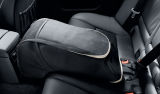 Сумка-подлокотник BMW Rear Storage Bag Black, артикул 82270435868