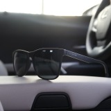 Солнцезащитные очки Lexus в пластиковой оправе, артикул LMDC00005L