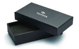 Кожаный брелок Toyota Logo Keychain, Metall/Leather, Black/Silver, артикул FKBLB05