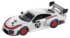 Модель автомобиля Porsche 935/19, Scale 1:18, White/Multicolour