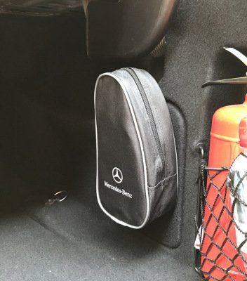 Карман Mercedes для емкости с маслом для дозаправки 1 литр, SM
