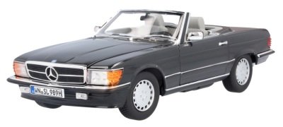 Модель автомобиля Mercedes-Benz 300 SL R107 (1985-1989), 1:18 Scale, Black