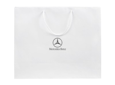 Бумажный подарочный пакет Mercedes, белый, размер L: 42 х 34,5 х 15 см.