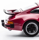 Модель автомобиля Porsche 911 (930) Turbo, Scale 1:24, Strawberry Red, артикул MAP02493414