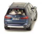 Масштабная модель автомобиля BMW X7, Arctic Blue, 1:18 Scale, артикул 80435A51987