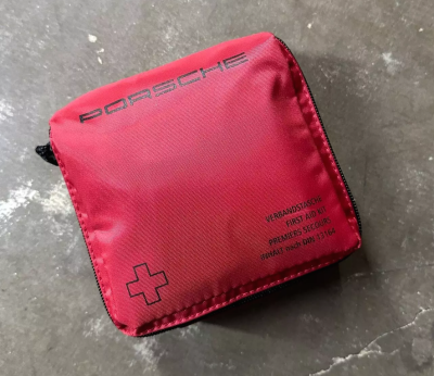 Медицинская аптечка Porsche First Aid Bag