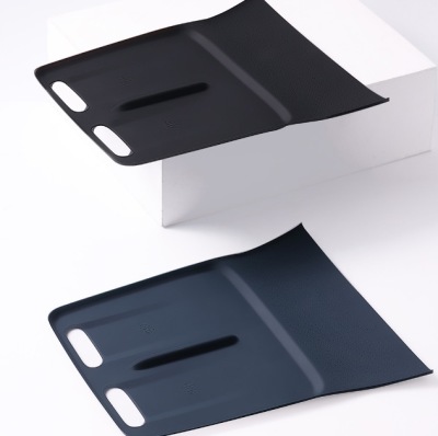 Силиконовая накладка для беспроводной зарядки Zeekr 007 Siliccone Front Pad