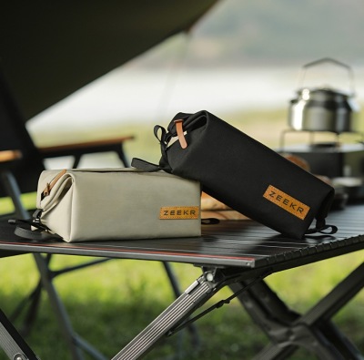 Водонепроницаемая косметичка Zeekr GO! GLAMPING Toiletry Bag, 2 colours