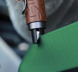 Аварийный молоток и резак Zeekr Car Safety Hammer, артикул ZCZ-0000411