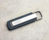 Модельный брелок для ключей Audi Q3 Key ring, silver/black, артикул 3182501000
