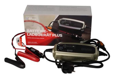 Зарядное устройство для аккумуляторных батарей BMW Motorrad Battery Charger Plus - For All Types Of Batteries