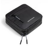 Компактная сумка Land Rover Defender Tech Pouch, артикул DLLU206BKA